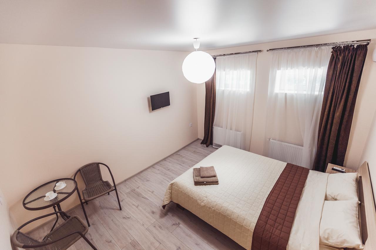 Apartments Near Deribasovskaya オデッサ エクステリア 写真