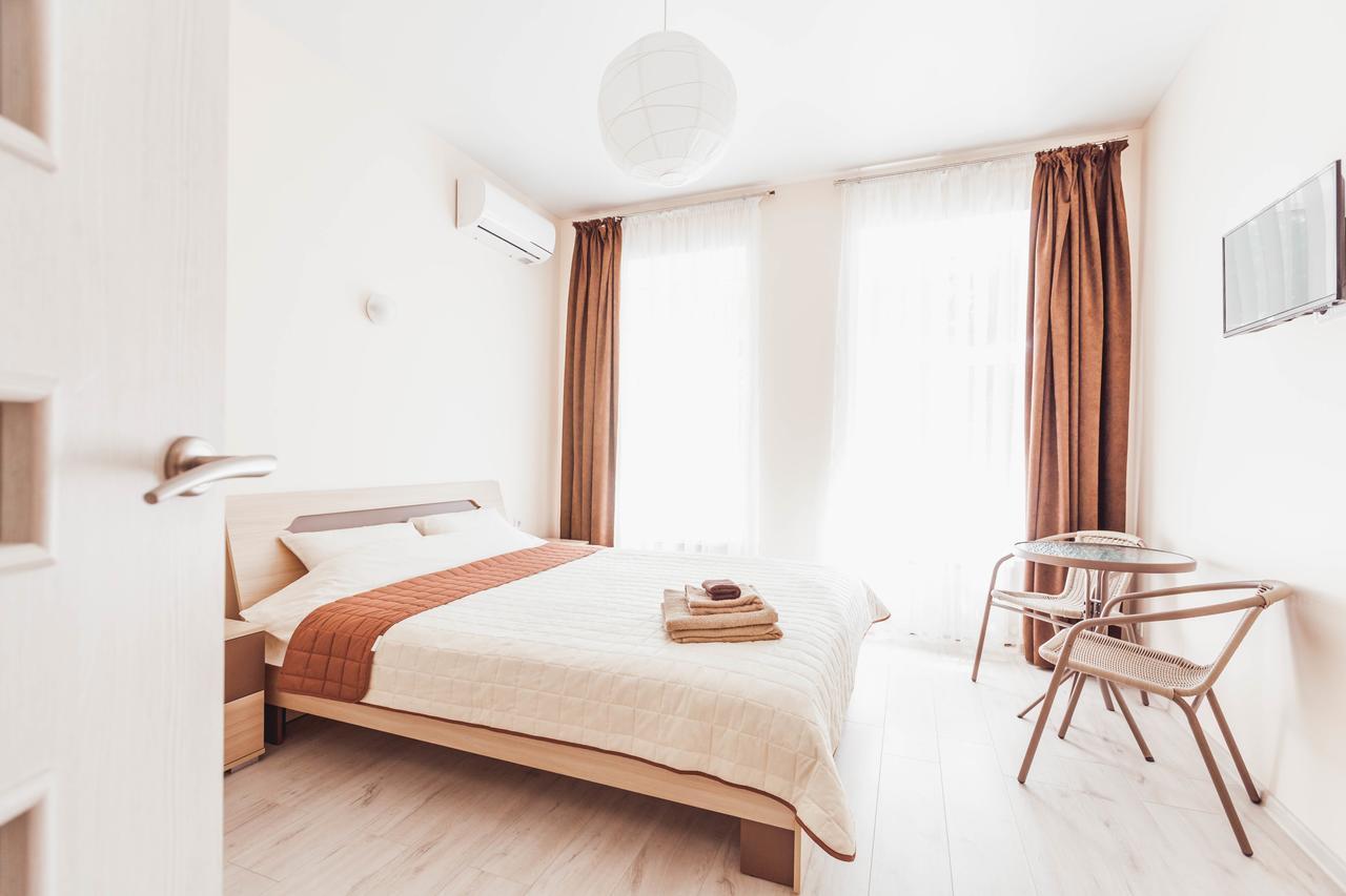 Apartments Near Deribasovskaya オデッサ エクステリア 写真